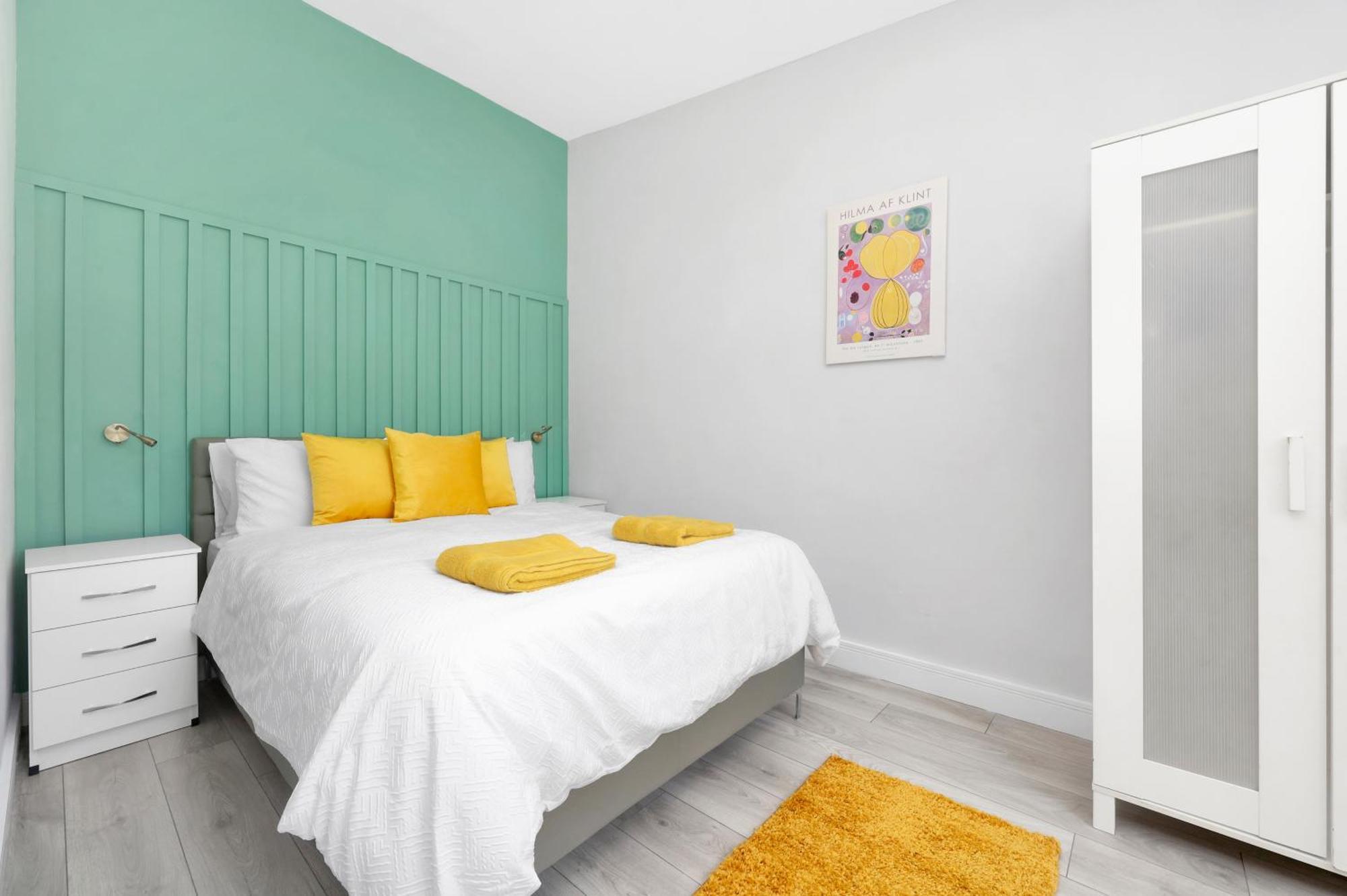 Waterside 4 Bed Apartment London Exterior photo